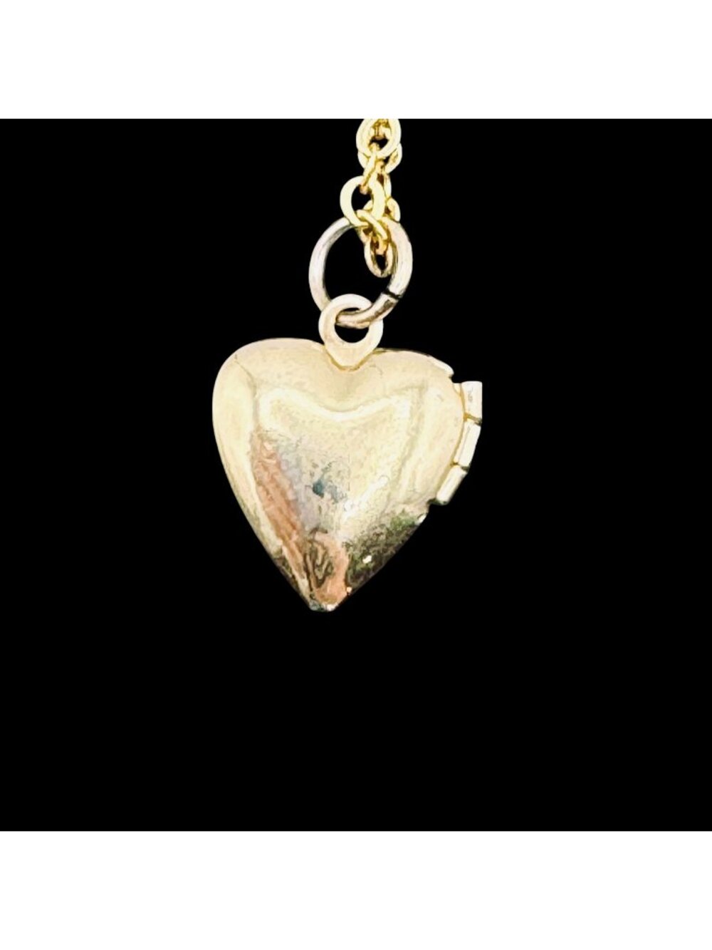 Heart Locket Gold tone Necklace Etched Floral 18" 13mm Coquette Cottagecore Love - Picture 4 of 7